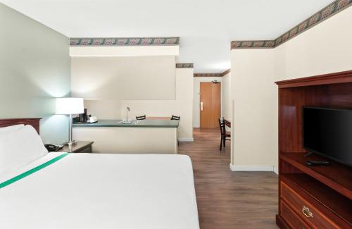Kelso Hotel | GuestHouse Inn & Suites Kelso/Longview