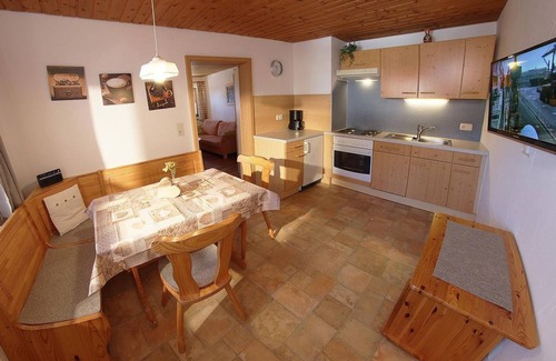 Heitlern Apartment | Guesthouse Wolf - Holiday apartment Edelsberg