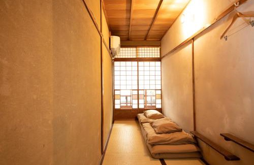 Karasuma House | Guesthouse Yululu