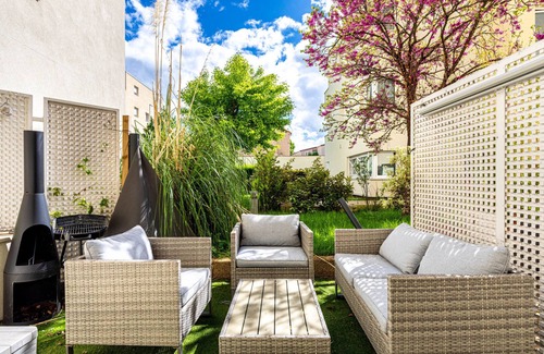 Villeneuve-la-Garenne Apartment | GuestReady - Charming stay with a courtyard