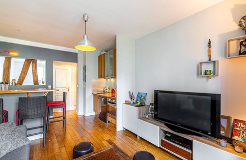 Combat Apartment | GuestReady - Amazing stay in the 19th arr.