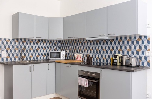 Hotel de Ville - Quinconces Apartment | GuestReady - Central City Flat