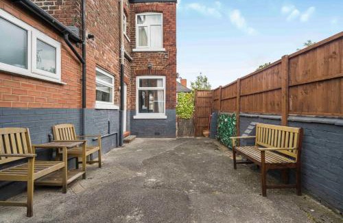 Levenshulme Apartment | GuestReady - Charming Home in Vibrant Levenshulme