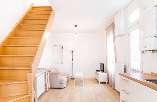 Charenton-le-Pont Apartment | GuestReady - Cosy Retreat near Paris