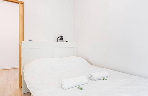 Charenton-le-Pont Apartment | GuestReady - Cosy Retreat near Paris