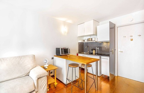 Porte-Saint-Martin Apartment | GuestReady - Cosy retreat near Louvre Museum