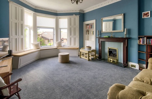Corstorphine Apartment | GuestReady - Cozy villa in one of the most beautiful streets of Edinburgh