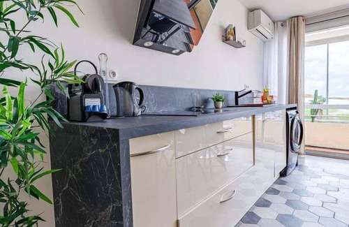 La Plage Apartment | GuestReady - Delightful oasis near Prado Beach