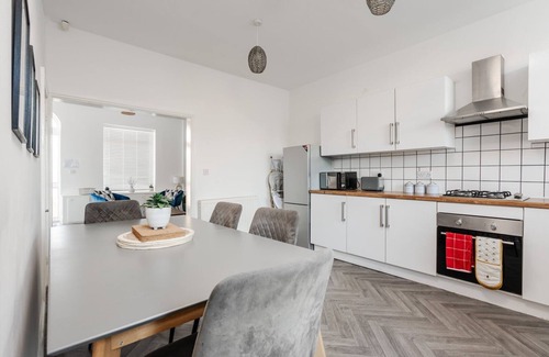 Failsworth Apartment | GuestReady Essential - Peaceful in Failsworth