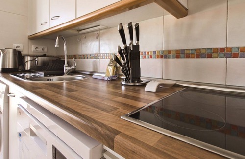 Rejas Apartment | GuestReady - Lux apt near Barajas airport