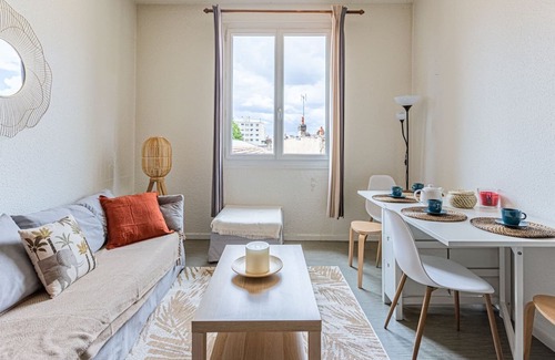 Saint Seurin - Fondaudege Apartment | GuestReady - Modern downtown gem