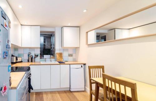 Castle Baynard Apartment | GuestReady - Stylish dwelling near St Paul