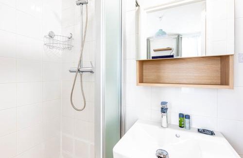 Quartier Sainte-Avoye Apartment | GuestReady - Stylish Escape in Folie-Méricourt