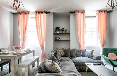 Tollcross Apartment | GuestReady - Stylish Home, in Edinburgh OldTown
