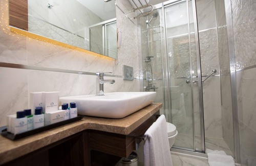 Nilufer Hotel | Guler Park Hotel