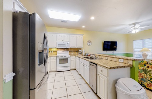 Southpointe House | Gulf Escape w/Shared Pool, Beach Access, Free WiFi, & Great Location Near Town