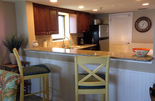 Destin Condo | Gulf Front , 2BR/2BA End Unit #406 - Re-modeled - Beach setup included in season