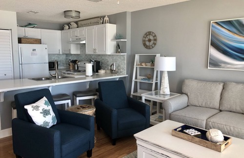 Fort Walton Beach Condo | *GULF FRONT CONDO* Gorgeous Ocean Views* Island Sands 307 w/beach service