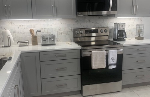Redington Shores Condo | Gulf Front Condo "The View" With Resort Atmosphere At Redington Towers