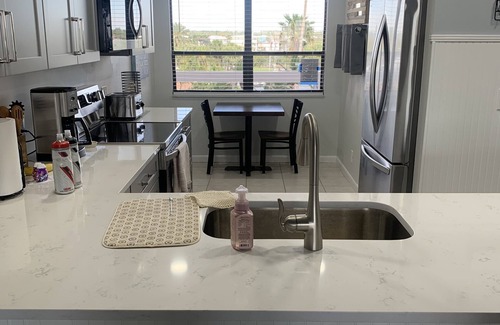 Redington Shores Condo | Gulf Front Condo "The View" With Resort Atmosphere At Redington Towers
