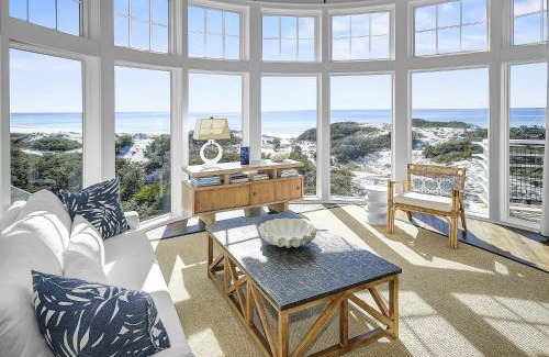 WaterSound Beach Apartment | GULF FRONT PENTHOUSE CONDO COMPLIMENTARY GOLF CART 407 Compass Point 1, WaterSound - 3 BR, SLPS 8 condo