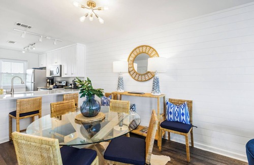 Sunnyside House | Gulf Front - Private Beach Access - Pool - Beach Chairs!