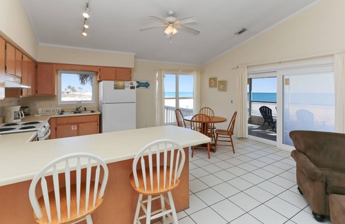 Port St. Joe House | Gulf Front, Single Level, Screened Porch ~ Road's End