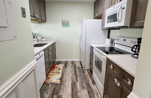 Sugar Beach House | Gulf-front Townhome w/all the extras! Pool! Many updates!