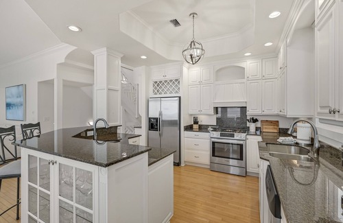 San Juan House | Gulf Front Updated Coastal Home 1 mile from Seaside