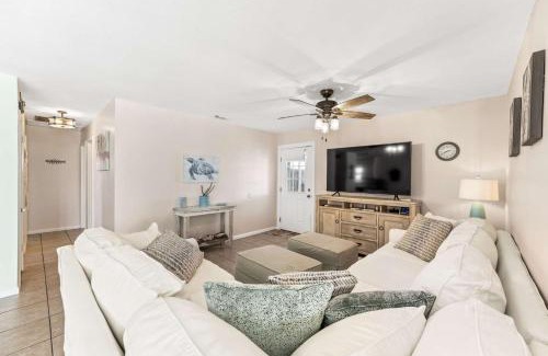 Crescent Beach House | Gulf Holiday Home