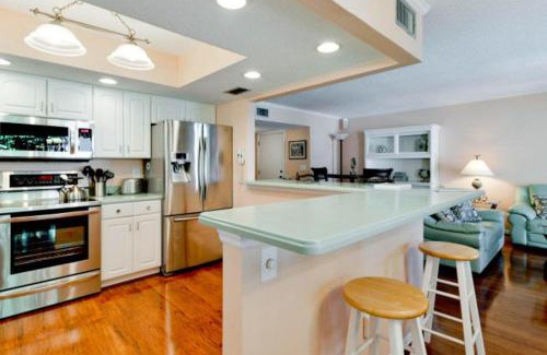 Holmes Beach Apartment | Gulf Place 19