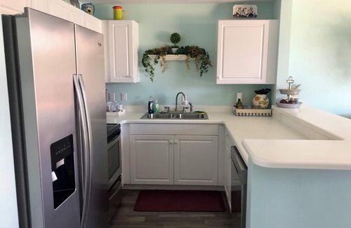 Fort Walton Beach Condo | GULF SIDE UNIT! FREE BEACH SERVICE!