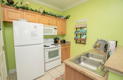Long Beach Condo | GULF VIEW 16th floor 2 free chairs Mar-Oct