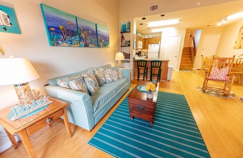 East End House | Gulf views, community pool, 60 seconds to the beach!