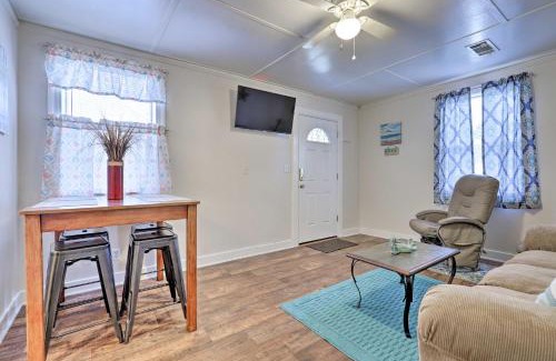 Gulfport House | Gulfport Home with Deck and Grill, Walk to Beach!