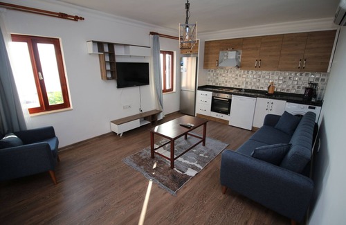 Koyunbaba Apartment | Gumusluk Tramonto Evleri