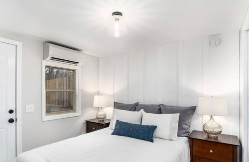 Shelbyville House | Gun Lakes Mindful Stay