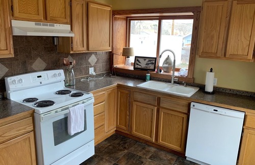 Gunnison House | Gunnison, Colorado Recreational Lovers!