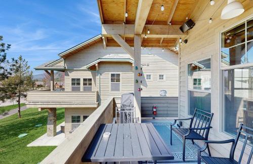 Dover Bay Apartment | Guthrie Getaway