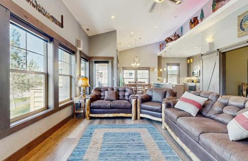Dover Bay Apartment | Guthrie Getaway