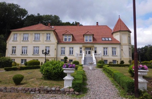 Hohenkirchen Apartment | Gutshaus Wohlenhage - Fewo 3: Max. 6 persons (63 m2)