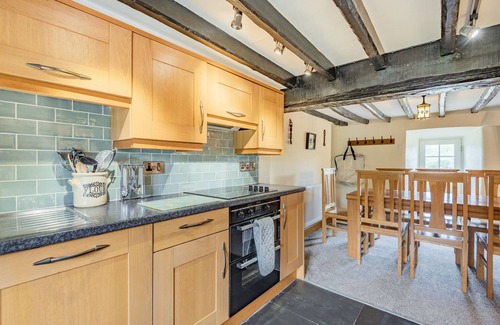 Dyffryn Ardudwy House | GWRTHEYRN, pet friendly, character holiday cottage in Dyffryn Ardudwy