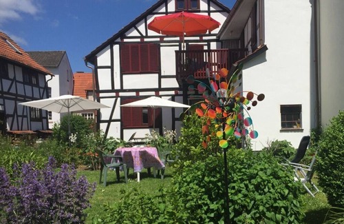 Niederzwehren House | Hänsel und Gretel