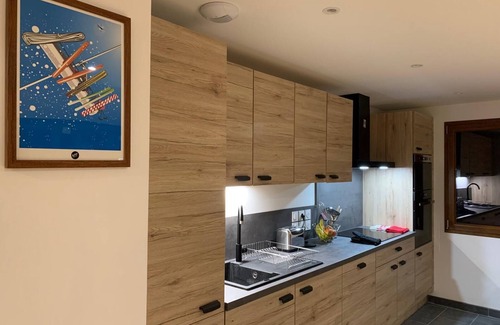 Aussois Apartment | Hébergement Dans une Maison de Village Gîte des Fouines apt Dourghi 4/6personnes