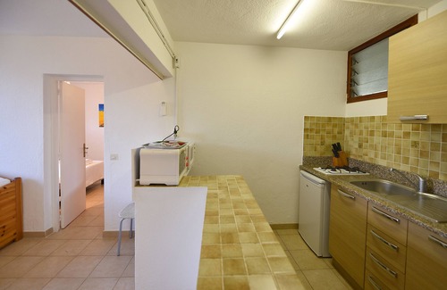 Cargese Apartment | Hélios1 2/4pers -beach 5 MN walk-heated pool