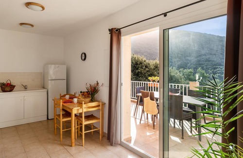 Cargese Apartment | Hélios3 4/6pers sea view 2 bedrooms - Résidence Hélios *