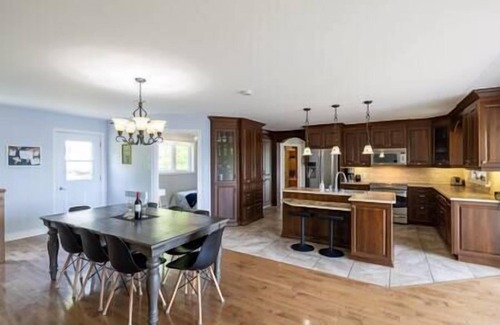 Mauricie House | Hôtel à la maison - Domaine Du Lac-aux-Sables