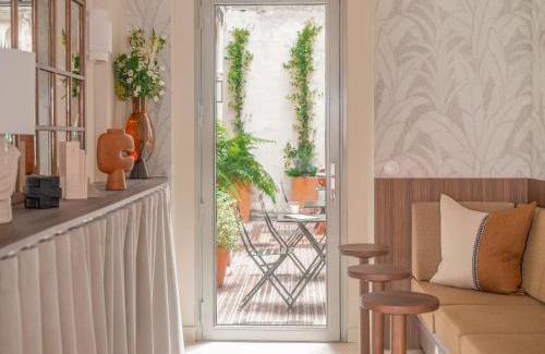 Montmartre Hotel | Hôtel BASSS