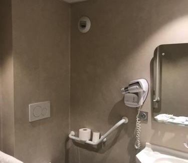 Saint-Jean-de-Maurienne Hotel | Hôtel de l'Europe