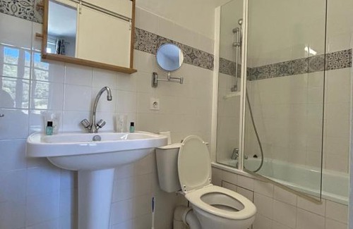 La Roquebrussanne Hotel | Hôtel de la loube